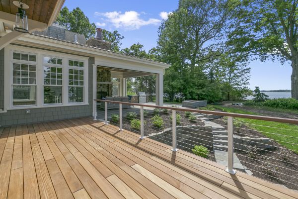 Deck Railing Service in Acworth